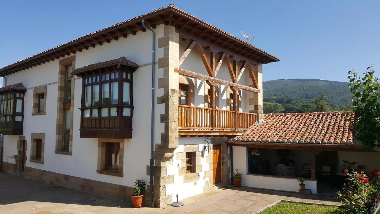 Alojarse Junto a San Sebastián: 4 Hoteles en Reinosa Comparados
