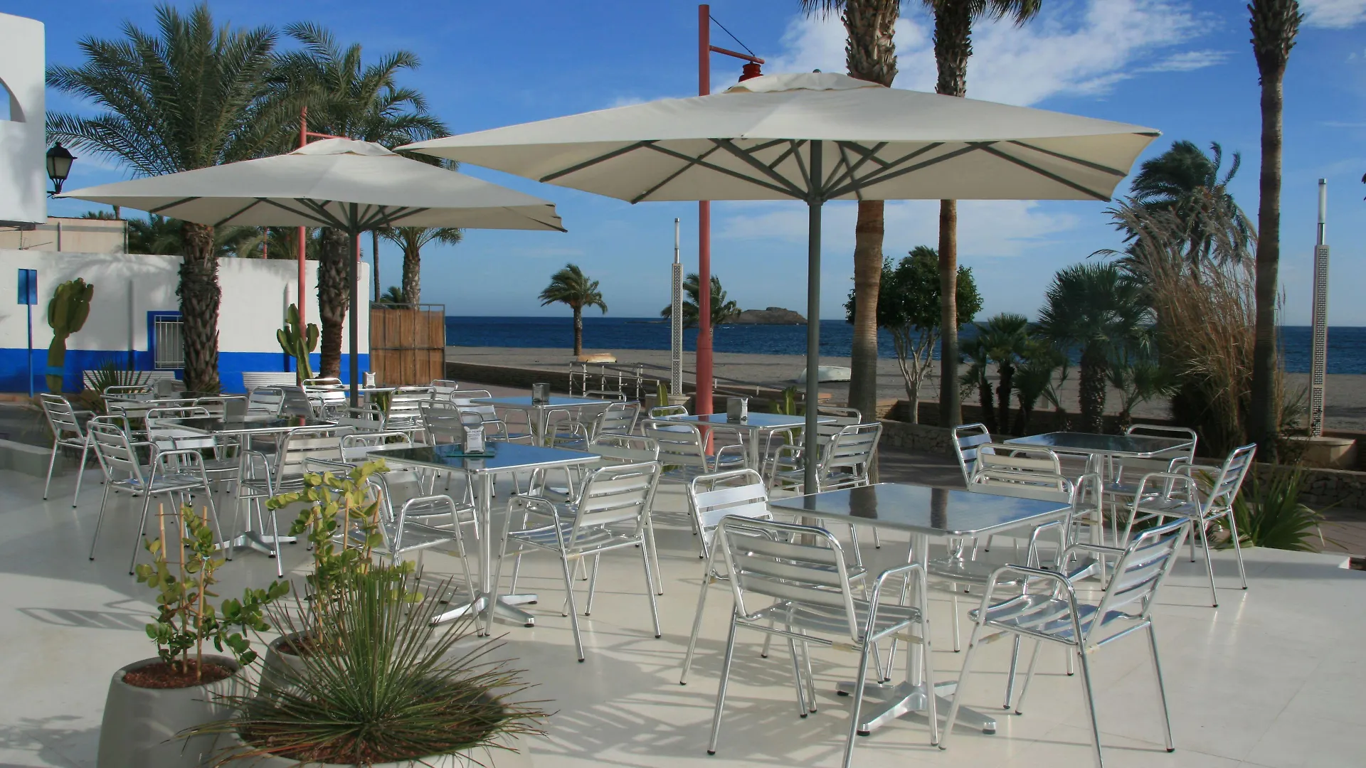 9 Hoteles Familiares en Costa de Almería Que Merece la Pena Reservar