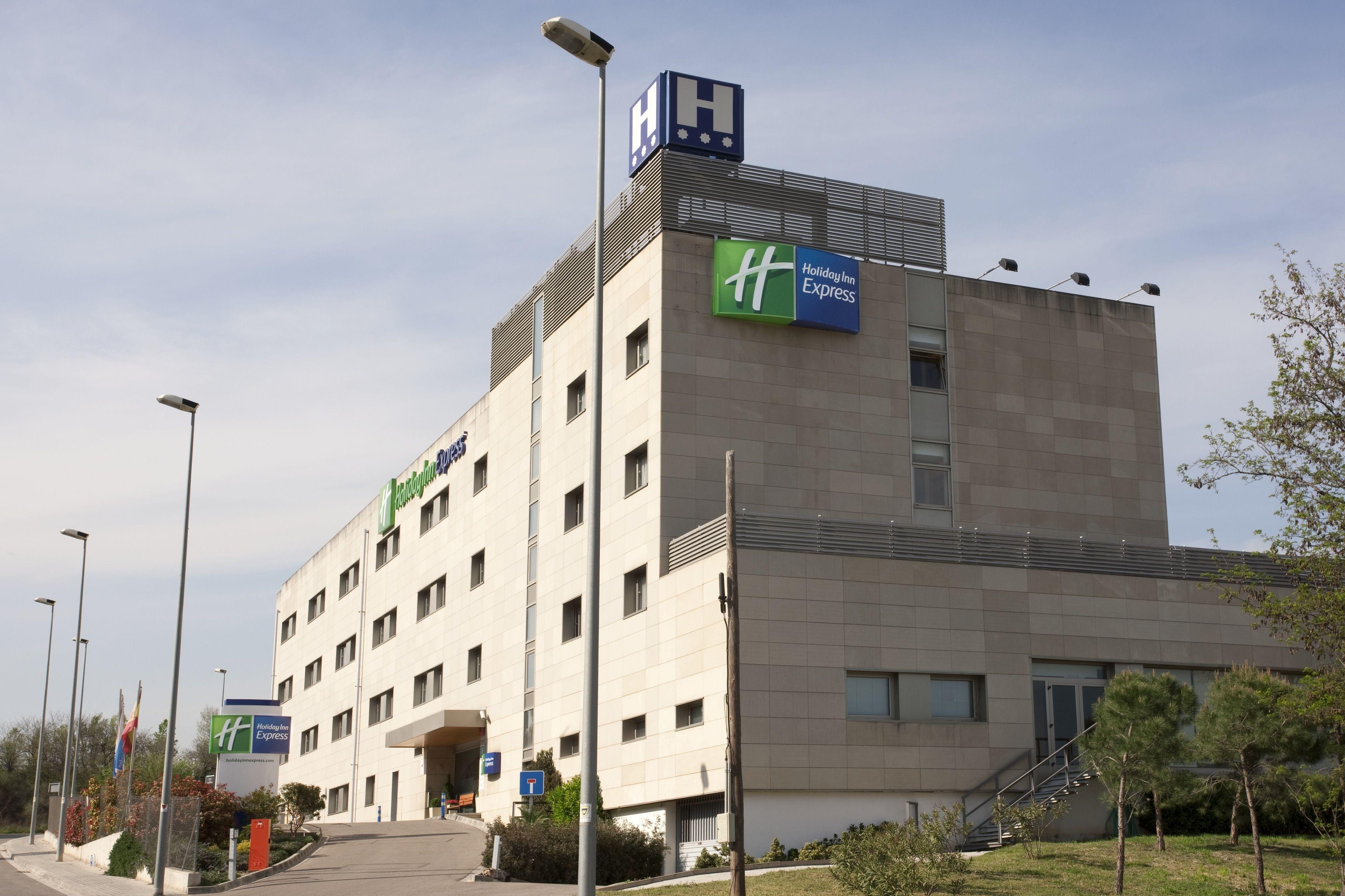 4 Hoteles 3 Estrellas Cerca de la Fundació Juan Abelló que Merecen Reservarse